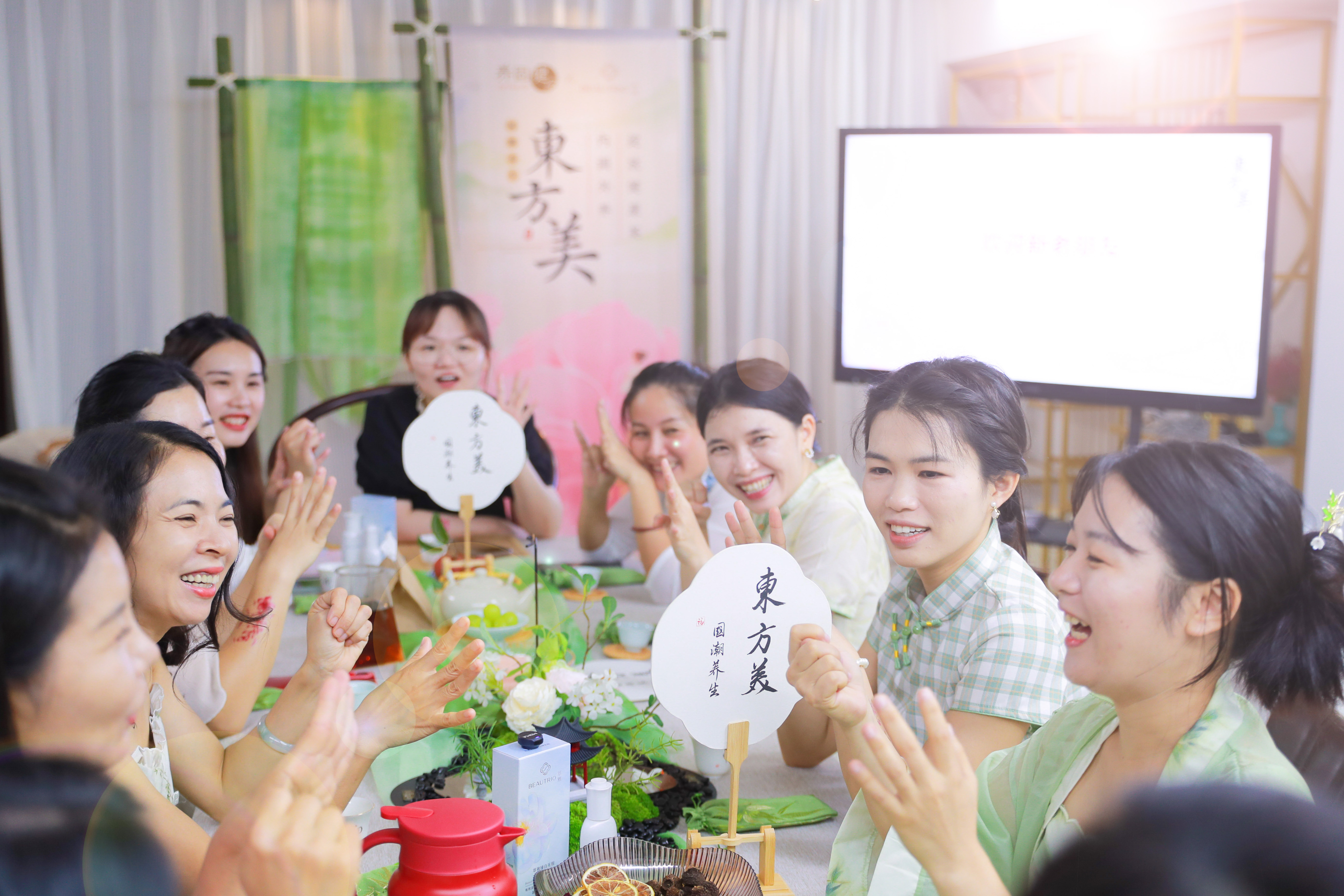 無限極微刊-東方美-2025-0509推文插圖-巴菲特給年輕人的三句忠告