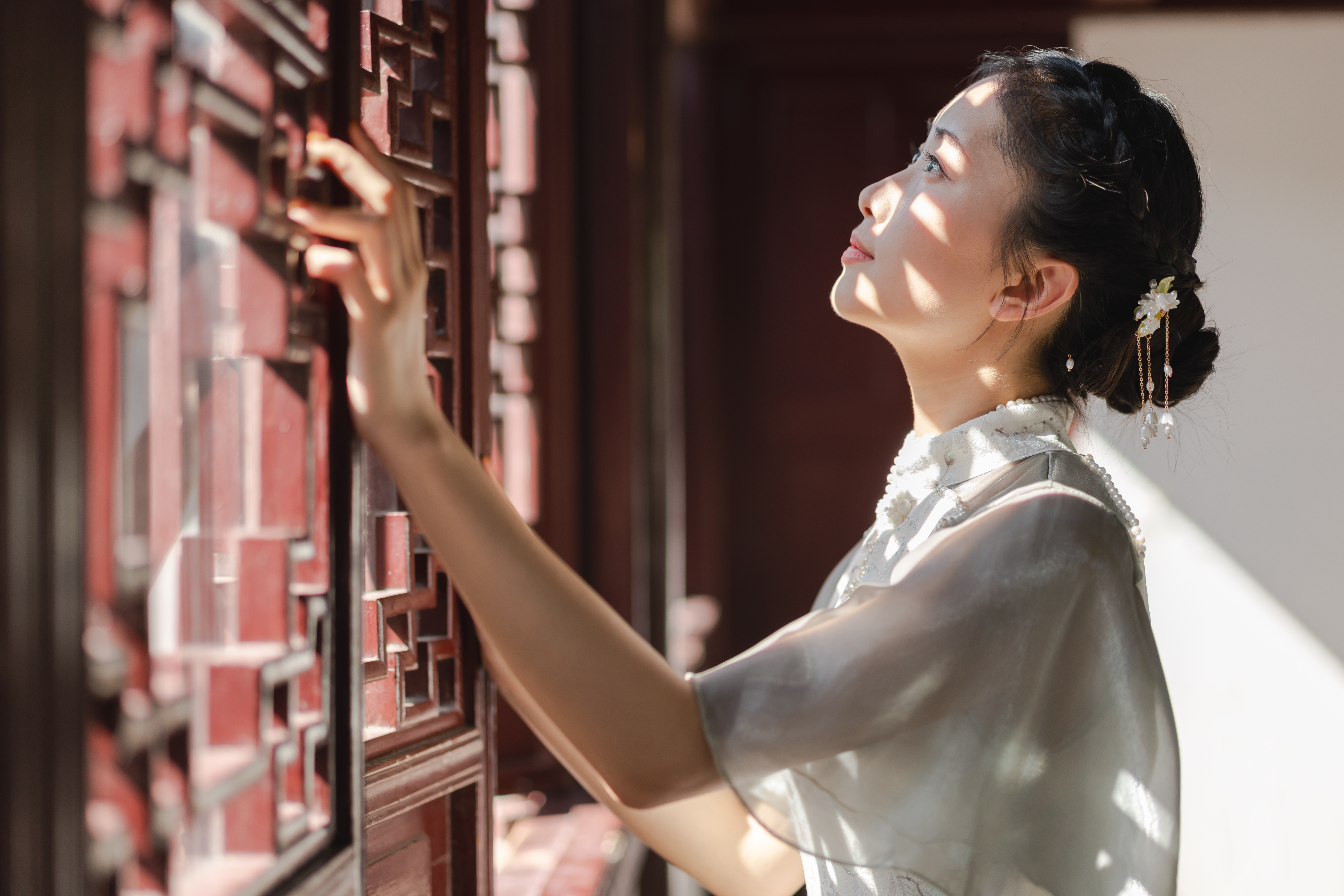 20250522-新平衡生活+-美，仅仅是以视觉为标准的单一审判吗？-图片素材(3)
