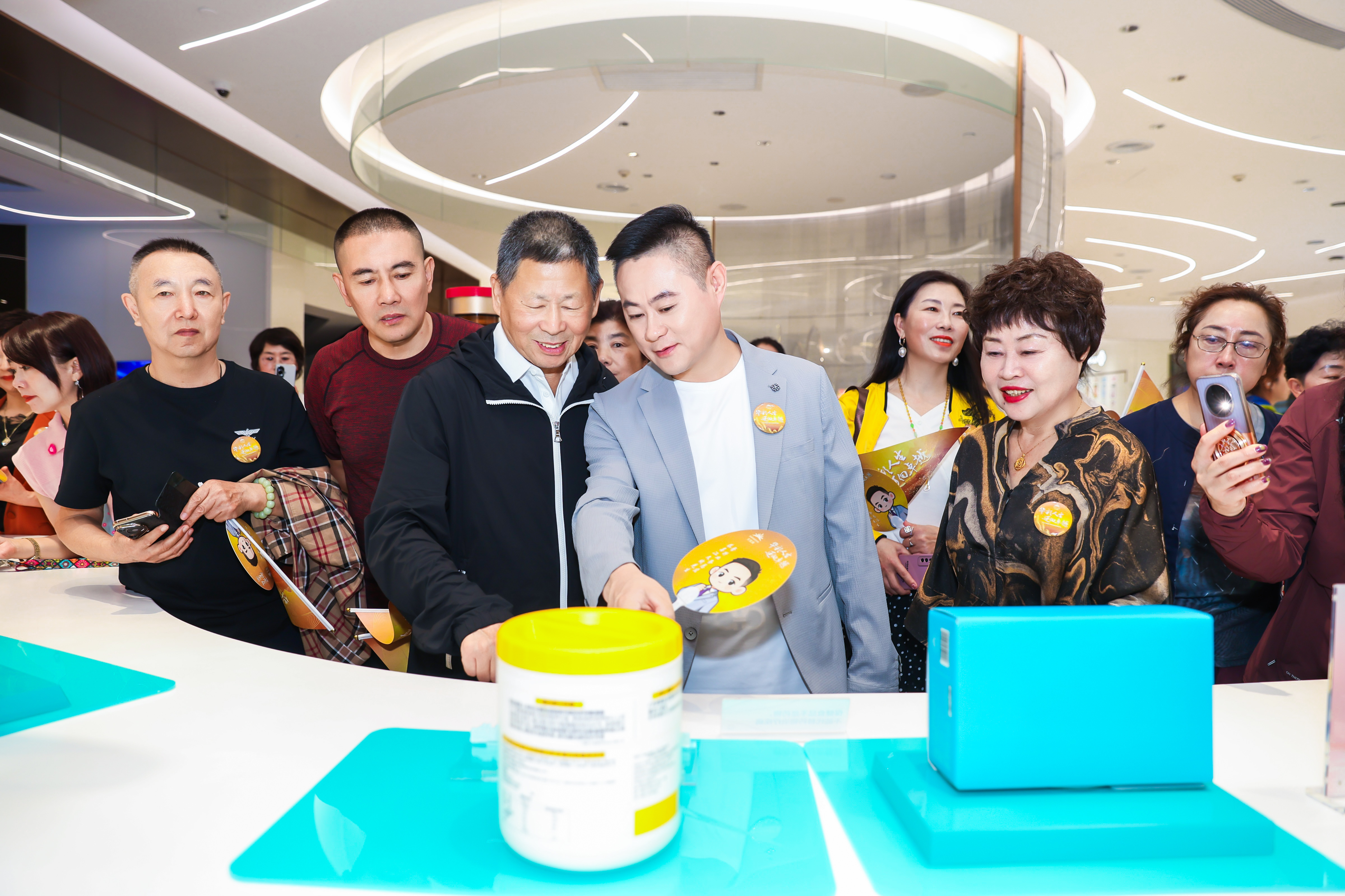 无限极微刊-活动现场4-2025-1102-梦想终有回响！直击2025无限极新晋业务总监闪耀时刻