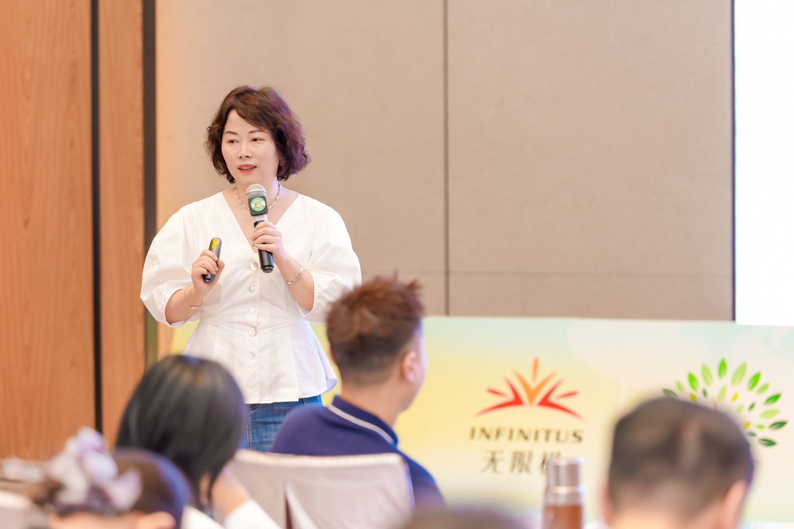 无限极微刊-成长之旅活动现场45-2026-1022-从“我”到“我们”：一场属于创二代的“成长之旅”